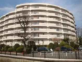 東京都新宿区中井1【マンション】の外観