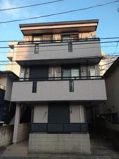 パークアヴェニュー【2階】の外観