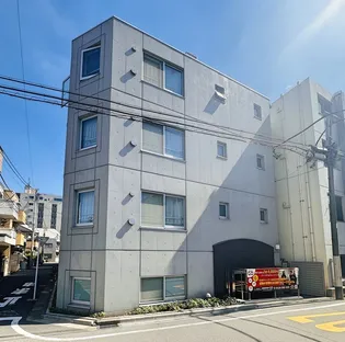 PRIME WIZ KHALIFA【1階】の外観