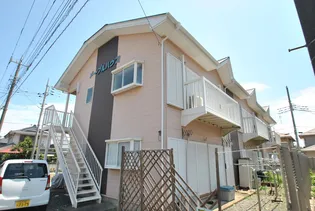 メープルハウス【2階】の外観