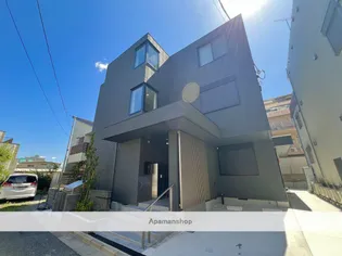 メゾン・リヴェール【1階】の外観