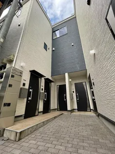 東京都新宿区新宿7【アパート】の外観