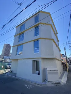 aLATO新宿御苑【2階】の外観