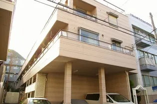 コーラルガーデン【3階】の外観