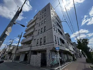 ダグラス鷹合の画像