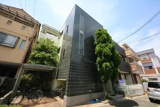 プロヴァンス【3階】の外観