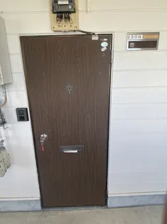 Advance【2階】の玄関