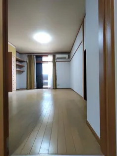 フラワーハイツ打馬【1階】の居間