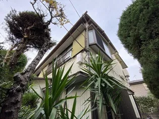 中里荘【2階】の外観