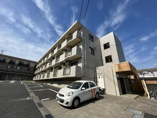 テルマ・オリゾンI【2階】の外観