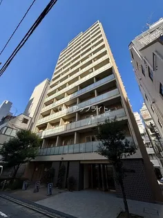 コンフォリア新宿御苑II【13階】の外観