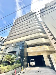 セノアタワー泉【3階】の外観