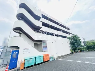 ニューハイム井上【4階】の外観