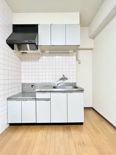 ヴィラウェリントン【7階】のキッチン