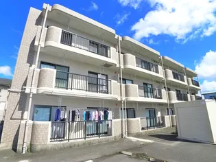 ユーミー姶良A【3階】の外観