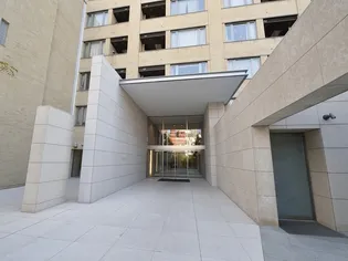 ミッドガーデン赤坂氷川【2階】の地図