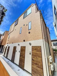 セブンパレス【1階】の外観