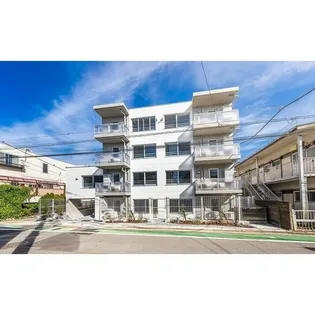 東京都世田谷区北沢5【マンション】の外観