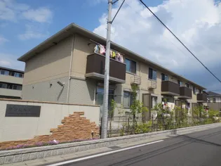 サンヒルズC棟の外観