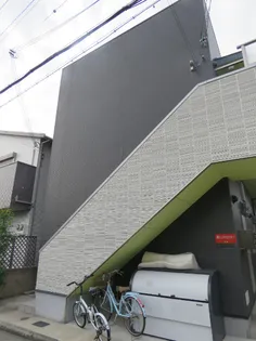 シュエット鳳【2階】の外観