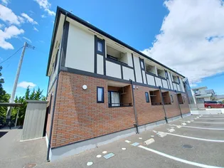 ぺシュール【1階】の外観