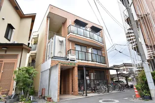 岡山県岡山市北区南方5【マンション】の外観