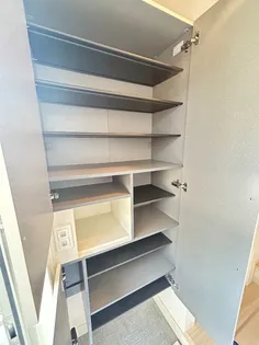 絆II【2階】の玄関