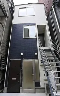 ロータスガーデン毛利【3階】の外観