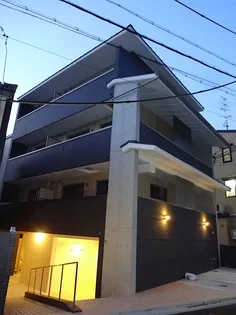 クレアーレ富小路【3階】の外観