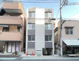 東京都新宿区西五軒町【マンション】の外観