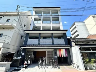 朱雀館【3階】の外観