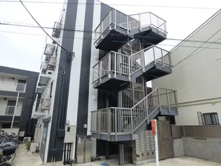 B’2nd蕨【1階】の外観