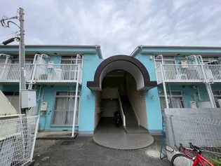 ホワイトコートカヤ【1階】の外観