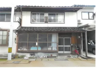 富山県氷見市中央町【一戸建】の外観