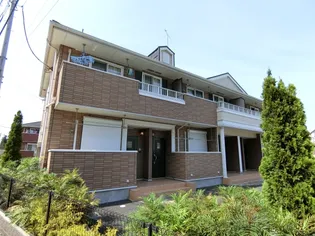 ティアラ クイーン【1階】の外観