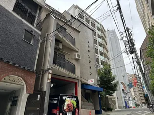 山海マンション【4階】の外観