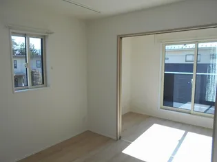 クリスタル・リエール【1階】の外観