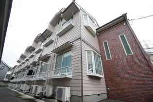 東京都調布市仙川町1【アパート】の外観