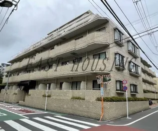 東京都新宿区市谷薬王寺町【マンション】の外観
