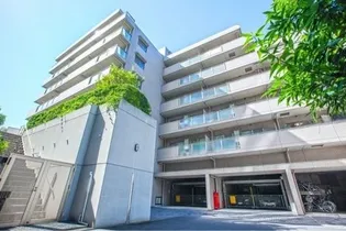 東京都港区三田3【マンション】の外観