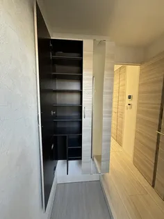 マリベールlibera B棟【1階】の玄関