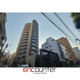 ルジェンテ新宿御苑前【1階】の外観