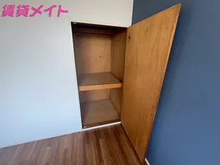 生桑台ハイツ【2階】の内装