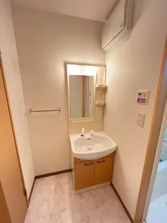 ラ・ジュルネ【1階】の内装