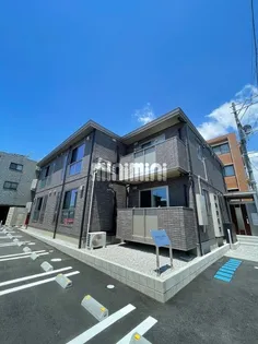 ペルラ・ノアール【2階】の外観