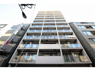 ドゥーエ新富町【2階】の外観