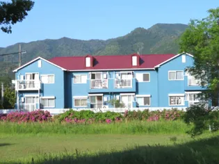 ベルシャイン柏原【1階】の外観