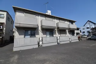 エルメゾン三番町【1階】の外観