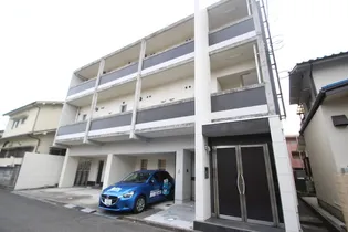 広島県広島市佐伯区五日市中央3【マンション】の外観