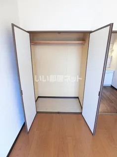 ロイヤル江戸橋【5階】の内装